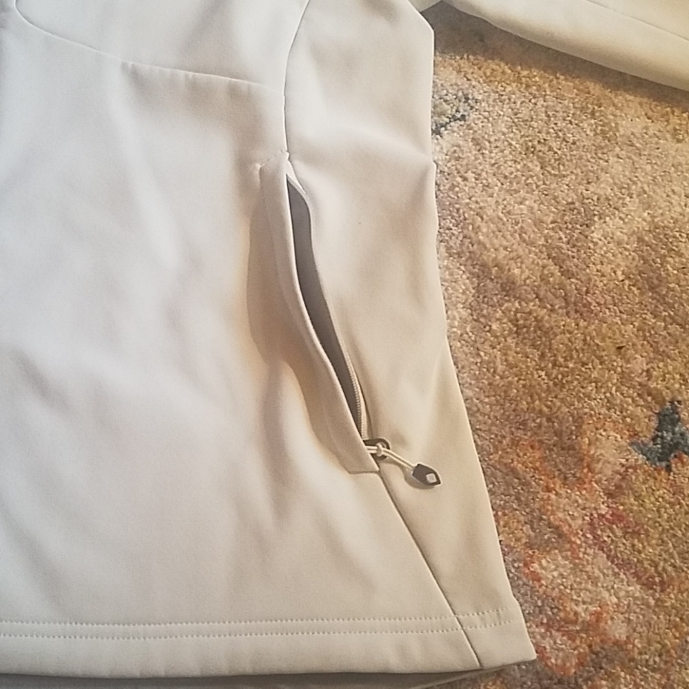 Soft Shell White Ski Jacket - image 4